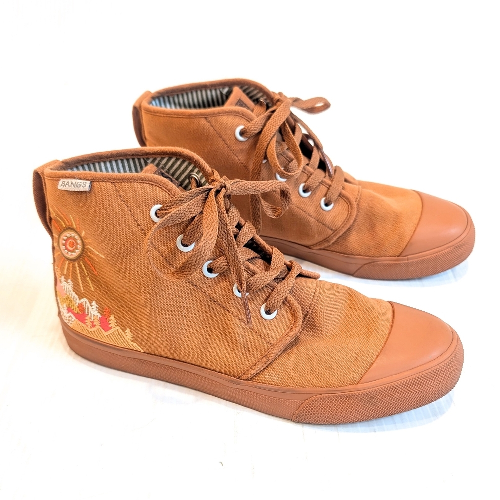 BANGS Women's Tan High-Top Sneakers with Embroidered Mountains And Sun Size 8